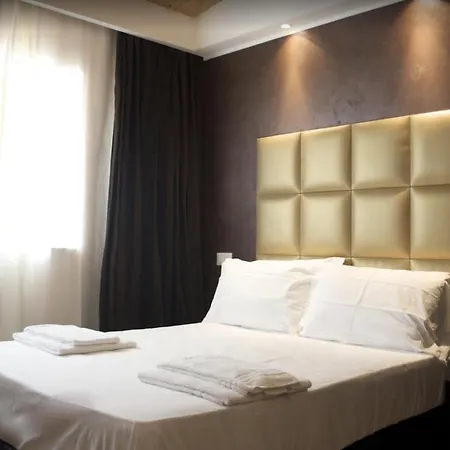 Leoni & Private Hotel Citta Sant'Angelo