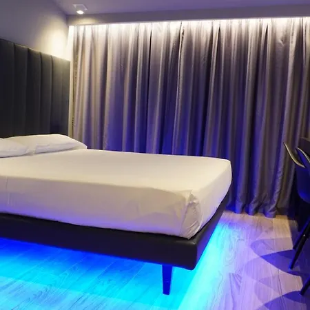 Ξενοδοχείο Leoni & Private Citta Sant'Angelo