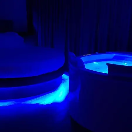 2leonimhotel