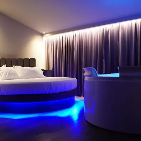 Hotel Leoni & Private