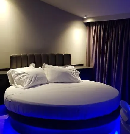 2leonimhotel Hotel Città Sant'Angelo