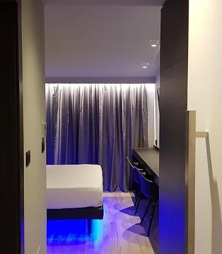 Hotell Leoni & Private 3*