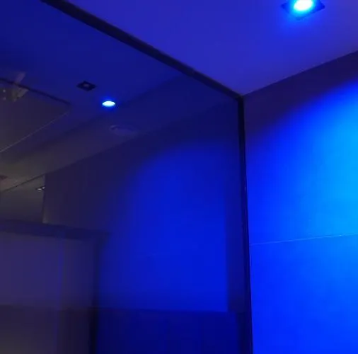 Ξενοδοχείο Leoni & Private 3*