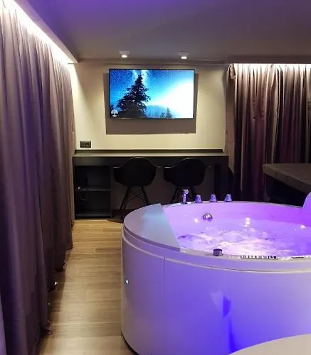 Leoni & Private Hotell