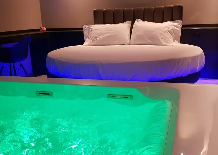 Leoni & Private Hotell Citta Sant'Angelo