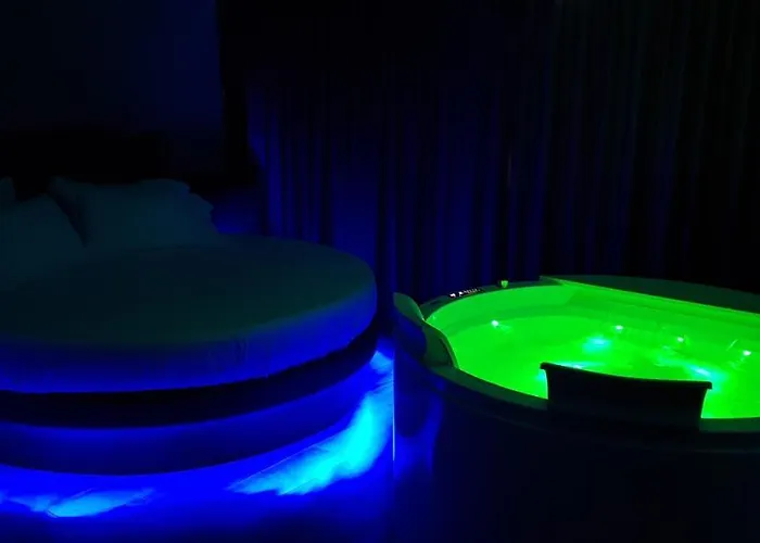 Ξενοδοχείο Leoni & Private 3*